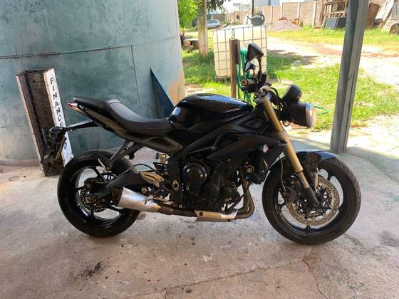 TRIUMPH STREET TRIPLE 675 ABS TRIUMPH STREET TRIPLE 675 ABS
